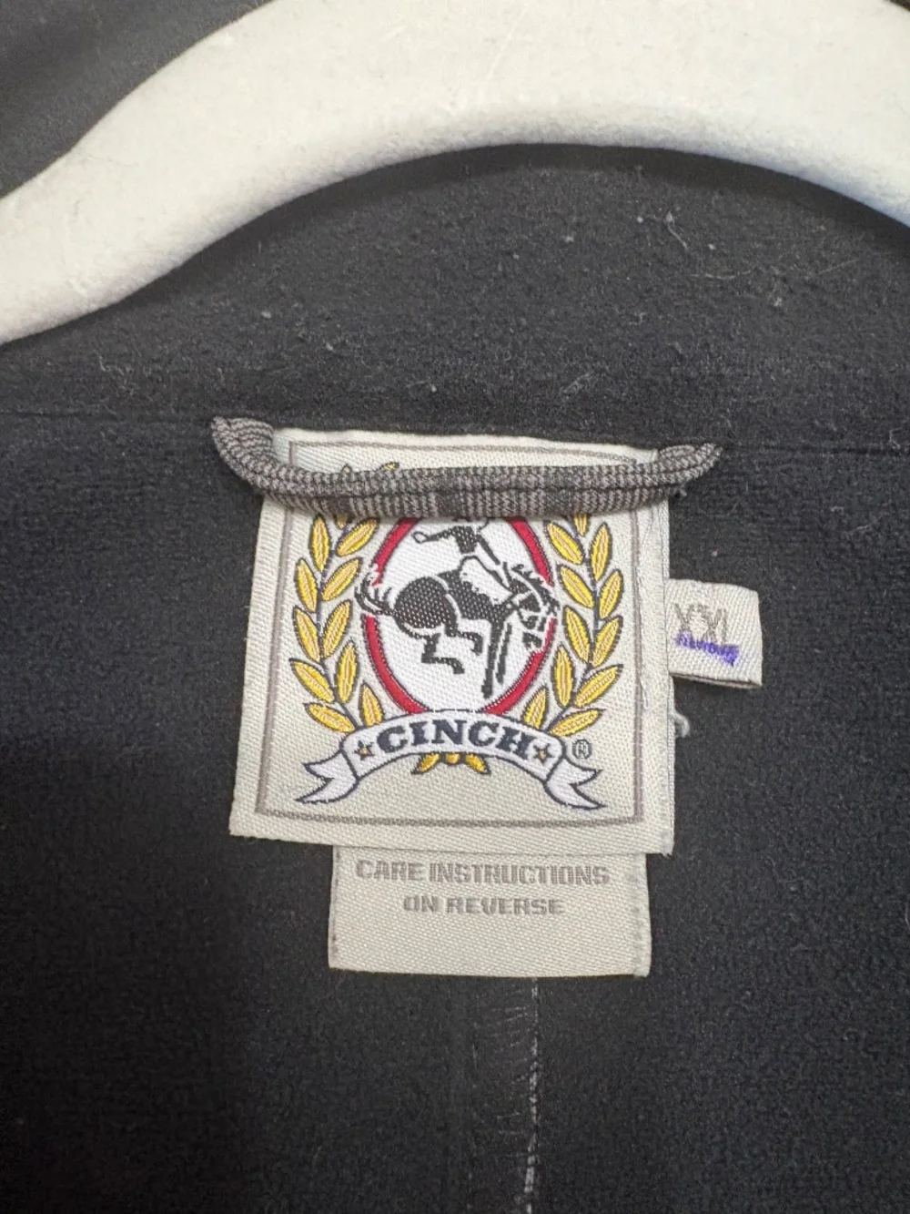 Cinch mens bonded softshell vest size 2XL, gray checkered, used - Picture 3 of 7